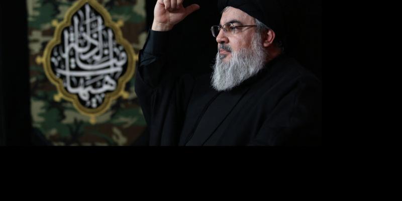 «به هر کسی که می‌خواهد از یک منصب، نام یا نسب سوءاستفاده کند تا چیزی از متاع ناچیز این دنیا به دست آورد: تو بزرگ‌ترین خیانت‌کار به خون شهدا هستی!»