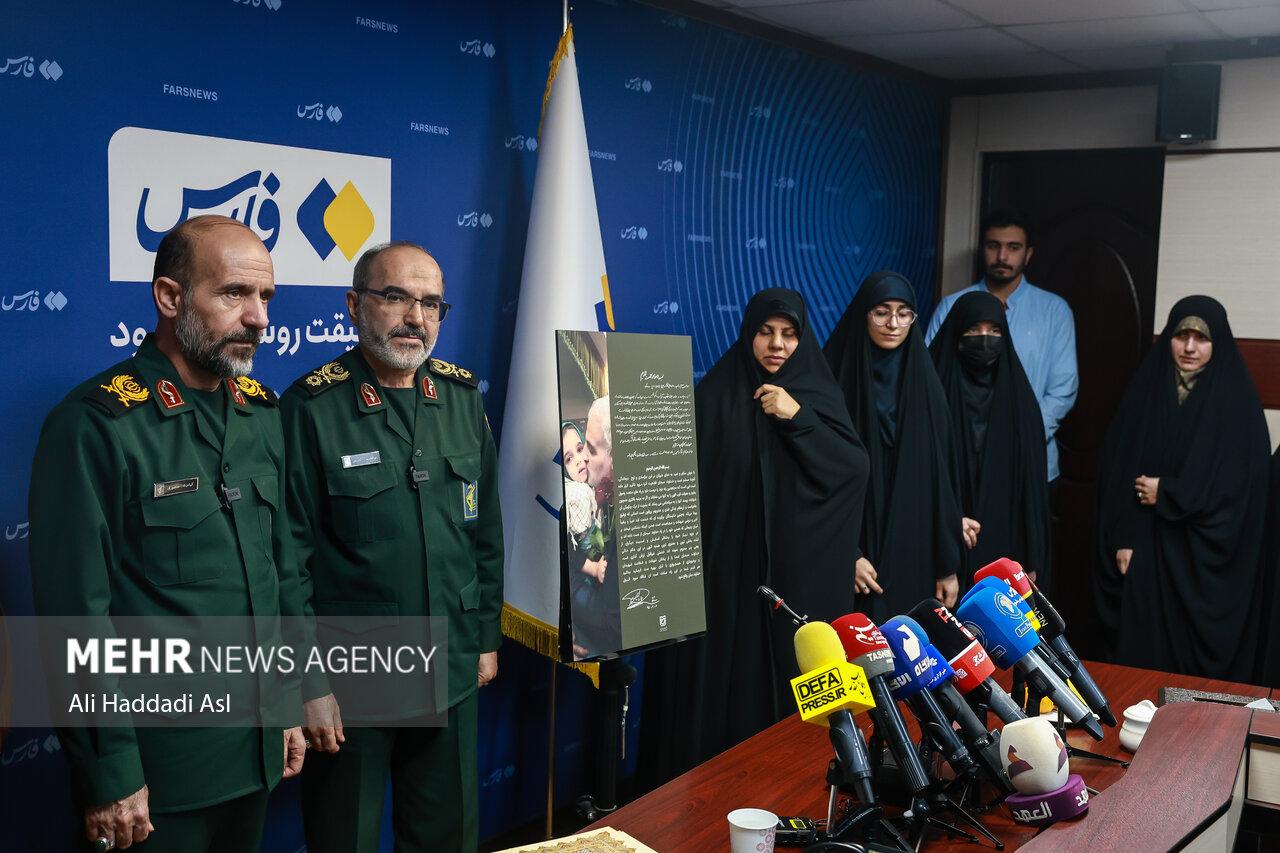 رونمایی از دست خط منتشر نشده سردار سپهبد شهید حاج قاسم سلیمانی