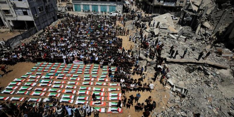 غزه در سوگ ۱۱۲ شهید یک خانواده؛ بزرگ‌ترین مراسم تشییع از آغاز جنگ