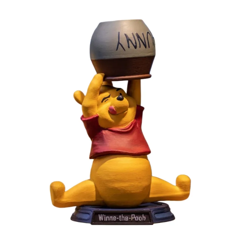 فیگور وینی د پو، خرید فیگور Winnie the Pooh، مجسمه وینی خرسه دیزنی، فیگور وینی با ظرف عسل، مجسمه دکوری شخصیت های دیزنی، فیگور 17 سانتی Winnie the Pooh، اکسسوری دکور اتاق کودک، کلکسیون فیگور کارتونی، ماکت وینی خرسه، هدیه تولد طرح وینی د پو