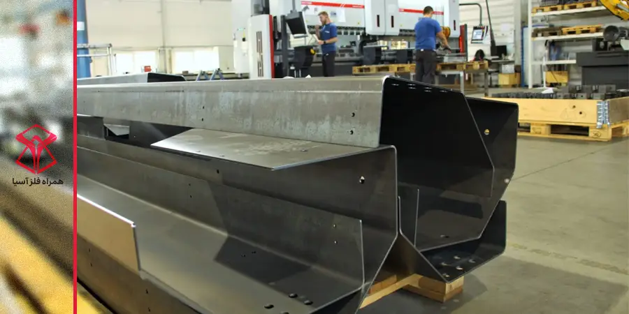 ورق خم شده با دستگاه