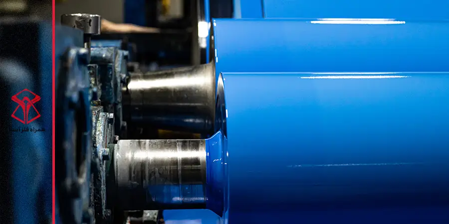 ورق رنگی نازک