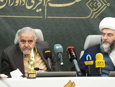 نشست هم‌آفرینی داوران و فرهیختگان چهارمین مهرواره هوای نو