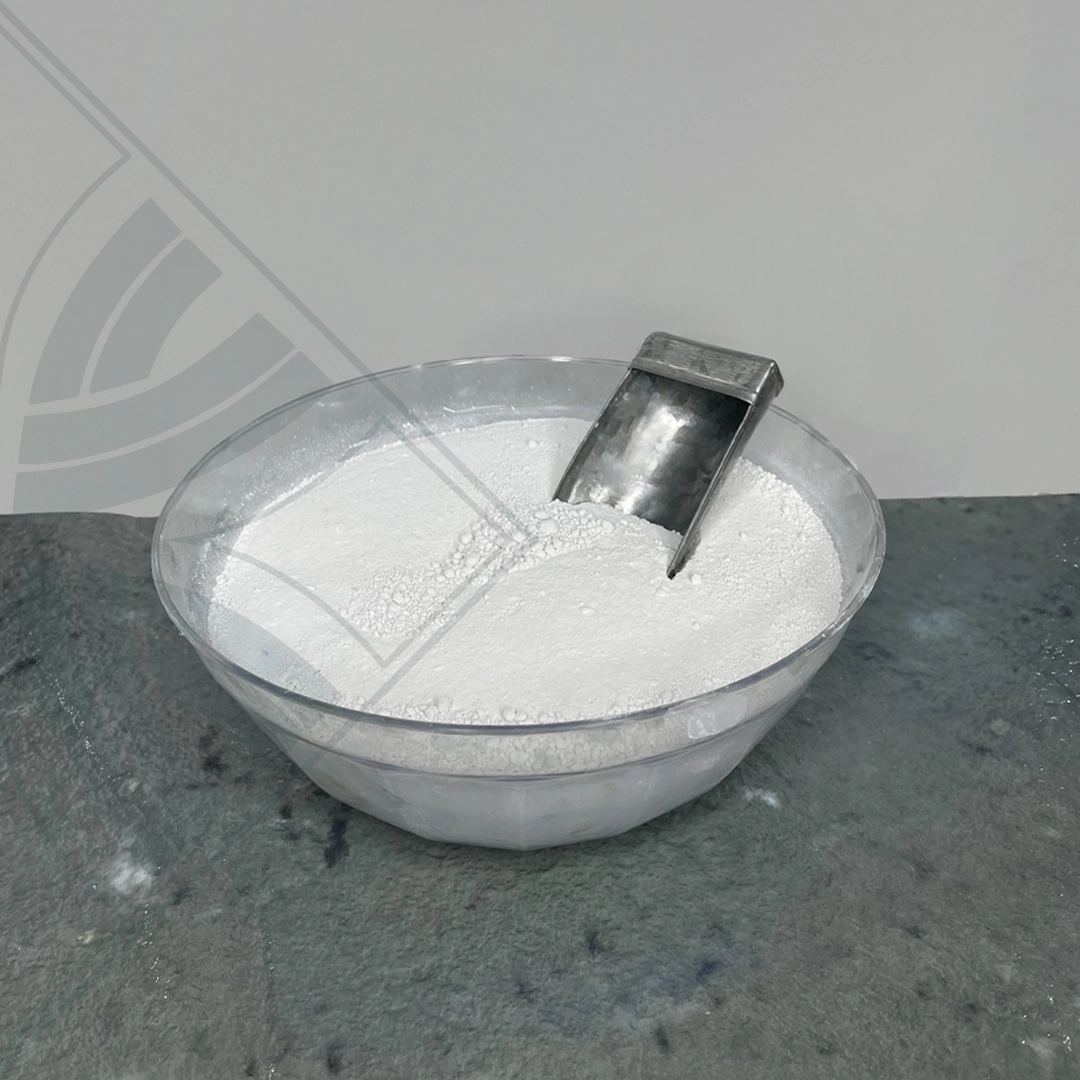 رنگ سفید پودری