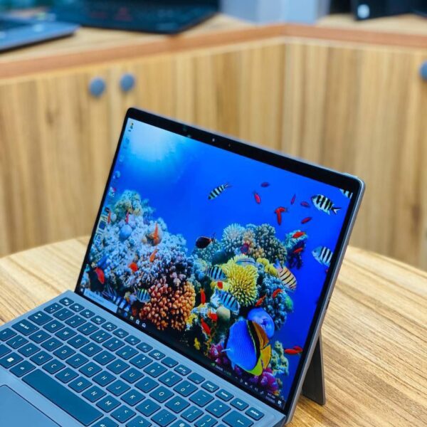 Dell Latitude 7320