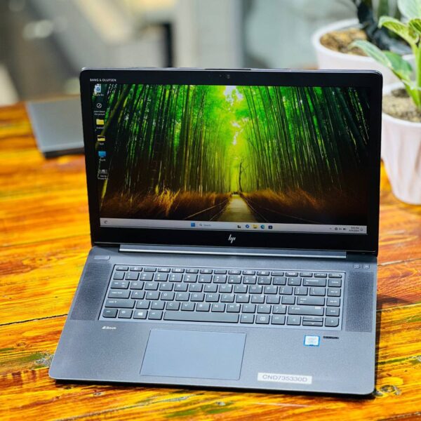 HP ZBook Studio G4