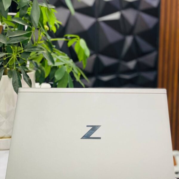 HP ZBook fury 15 G8