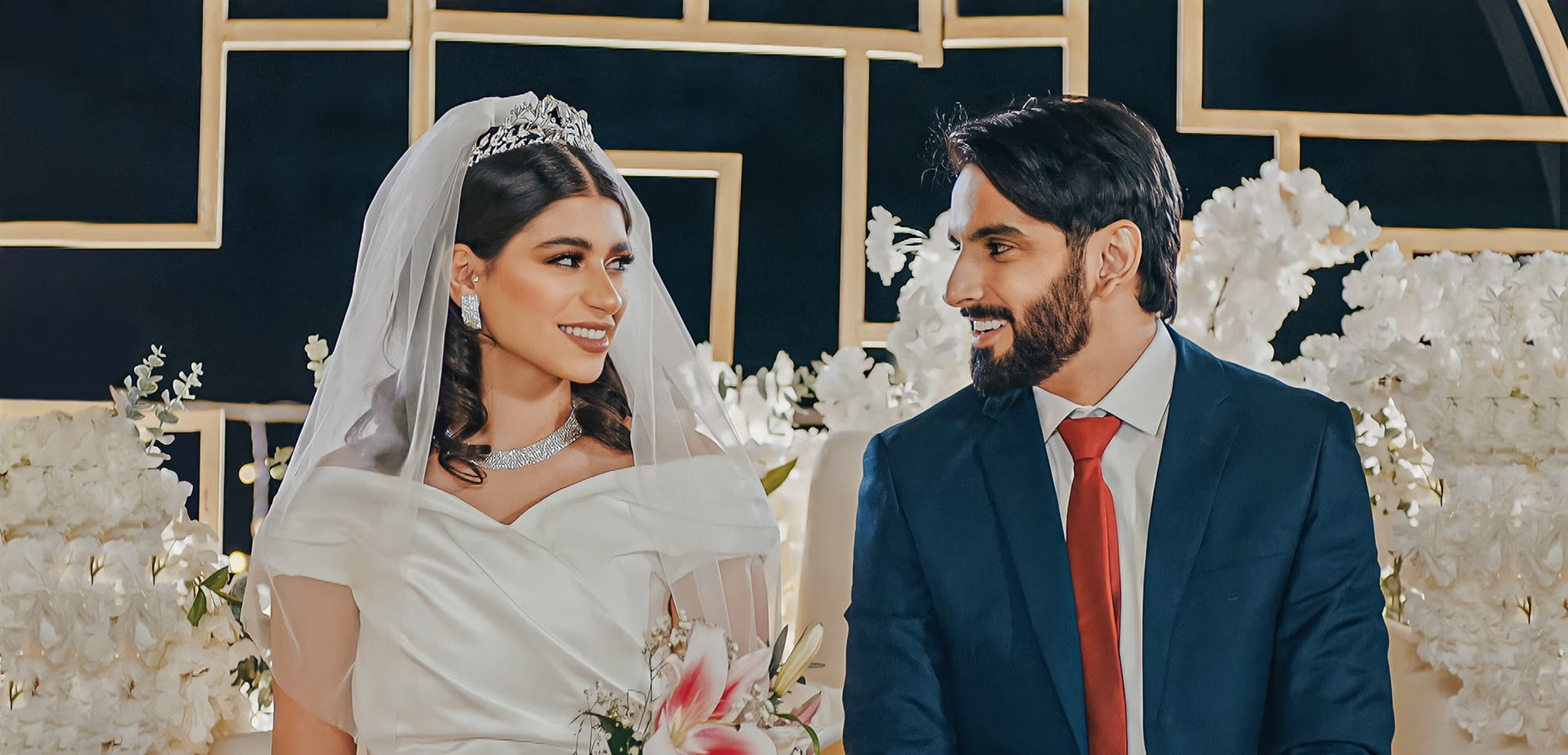 پوستر قفص مخملي | قفس مخملی