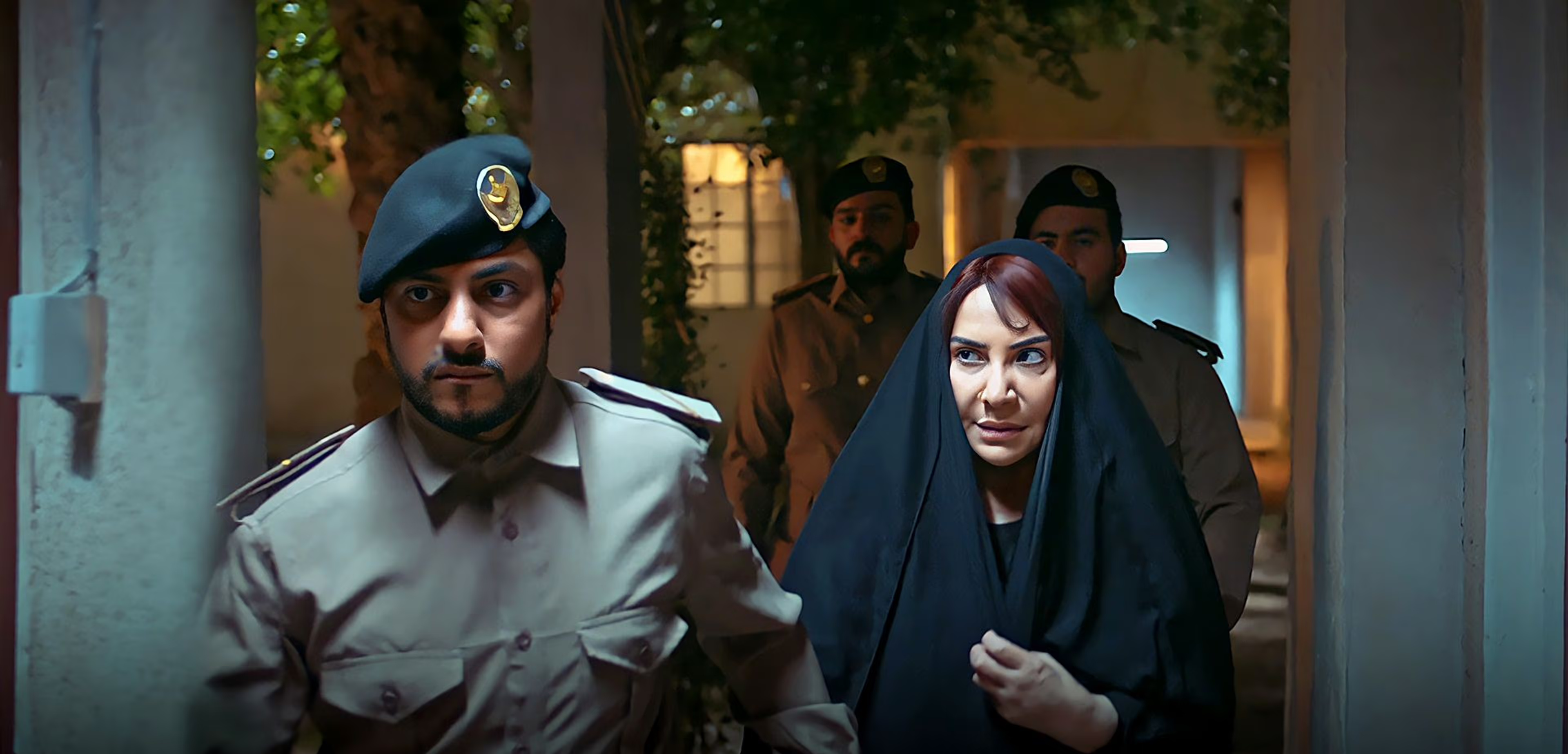 پوستر ست الحسن | سِتّ الحُسن