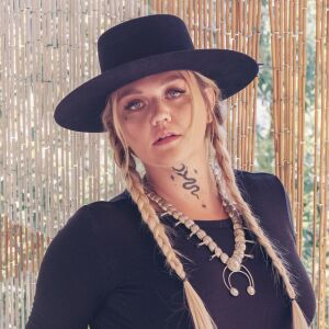 Elle King