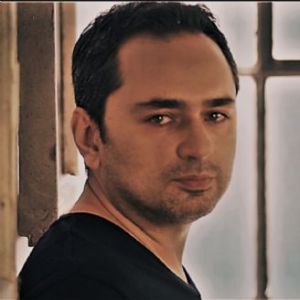 هومن جاوید