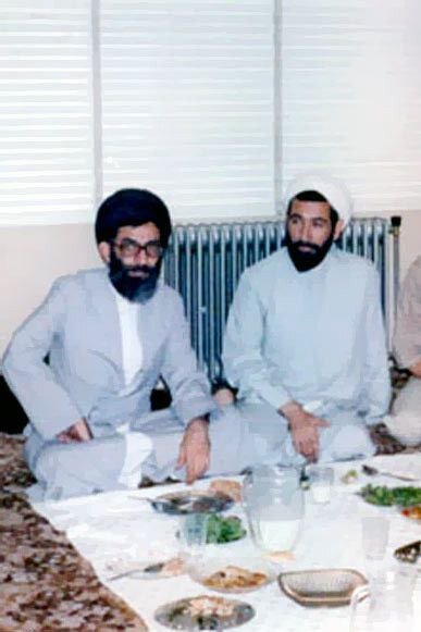 عکس | تصویری از حضرت آیتالله خامنهای در کنار شهیدان رجایی و باهنر