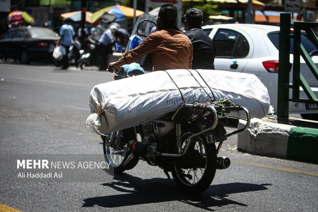حمل و نقل های غیر مجاز موتور سیکلت سواران خطر تصادف را افزایش می دهد