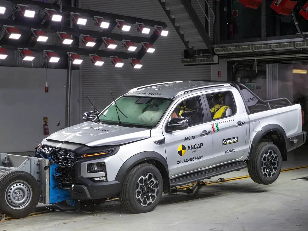 کیامسی T9 پنج ستاره ایمنی گرفت کیامسی T9 پنج ستاره ایمنی گرفت