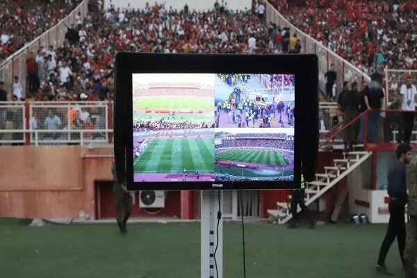 VAR در ایران نقش قوطی کبریت را دارد/ نیاز پرسپولیس به مهاجم مرکزی