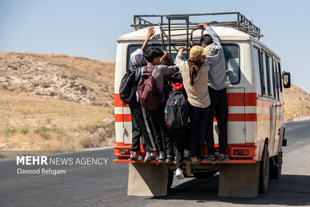 پیاده‌روی زائران امام رضا(ع)