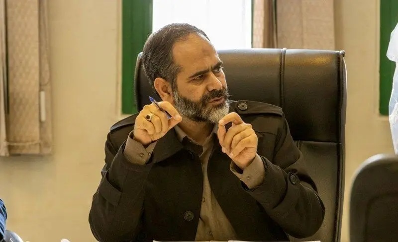 هیچ؛ خروجی جلسه ۲ ساعته/ عضو کمیسیون کشاورزی مجلس: با تورم ۴۰ درصدی همتی، قیمت گندم ۲۵ هزار تومان است