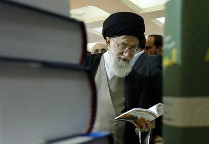 برترین  و بزرگ ترین اهدا کننده کتاب به حریم رضوی کیست؟