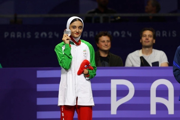 دختر پاراتکواندو ۱۵ ساله به پختگی قهرمان کارکشته