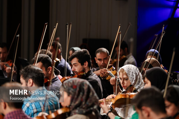 تمرین ارکستر سمفونی