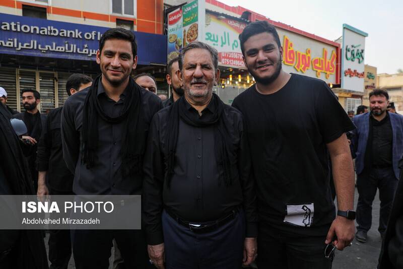 از سفر خانوادگی جهانگیری به کربلا تا حضور داماد پزشکیان در جلسات دیپلماتیک !