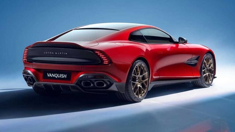 (عکس) استون مارتین در سرعت رکورد زد (عکس) استون مارتین در سرعت رکورد زد