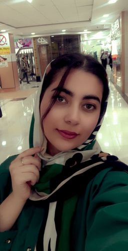 زهرا اشکنانی
