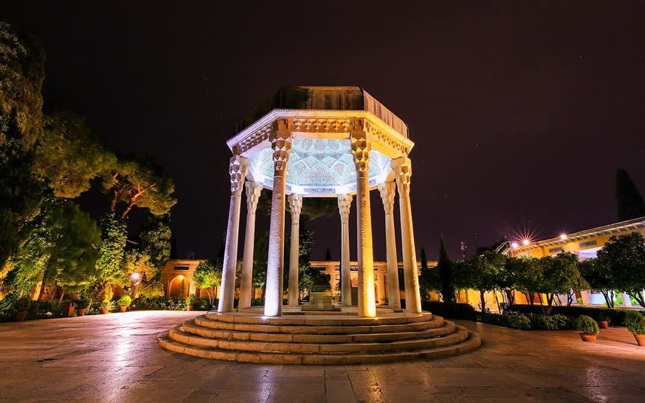 آرامگاه حافظ، شیراز