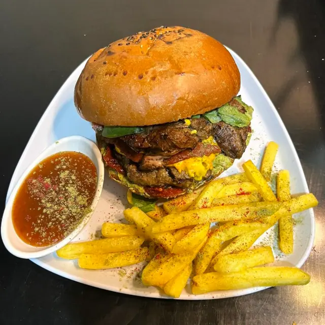 تصویر شهرزاد برگر
