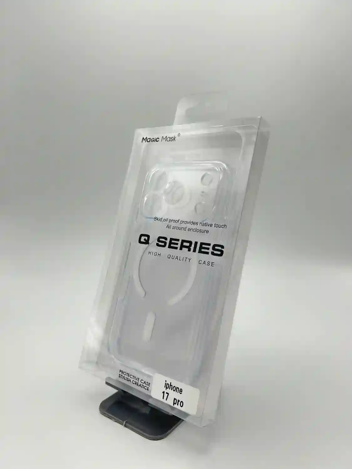 قاب شفاف مگسیف مجیک ماسک مدل Q Series آیفون ۱۷ پرو