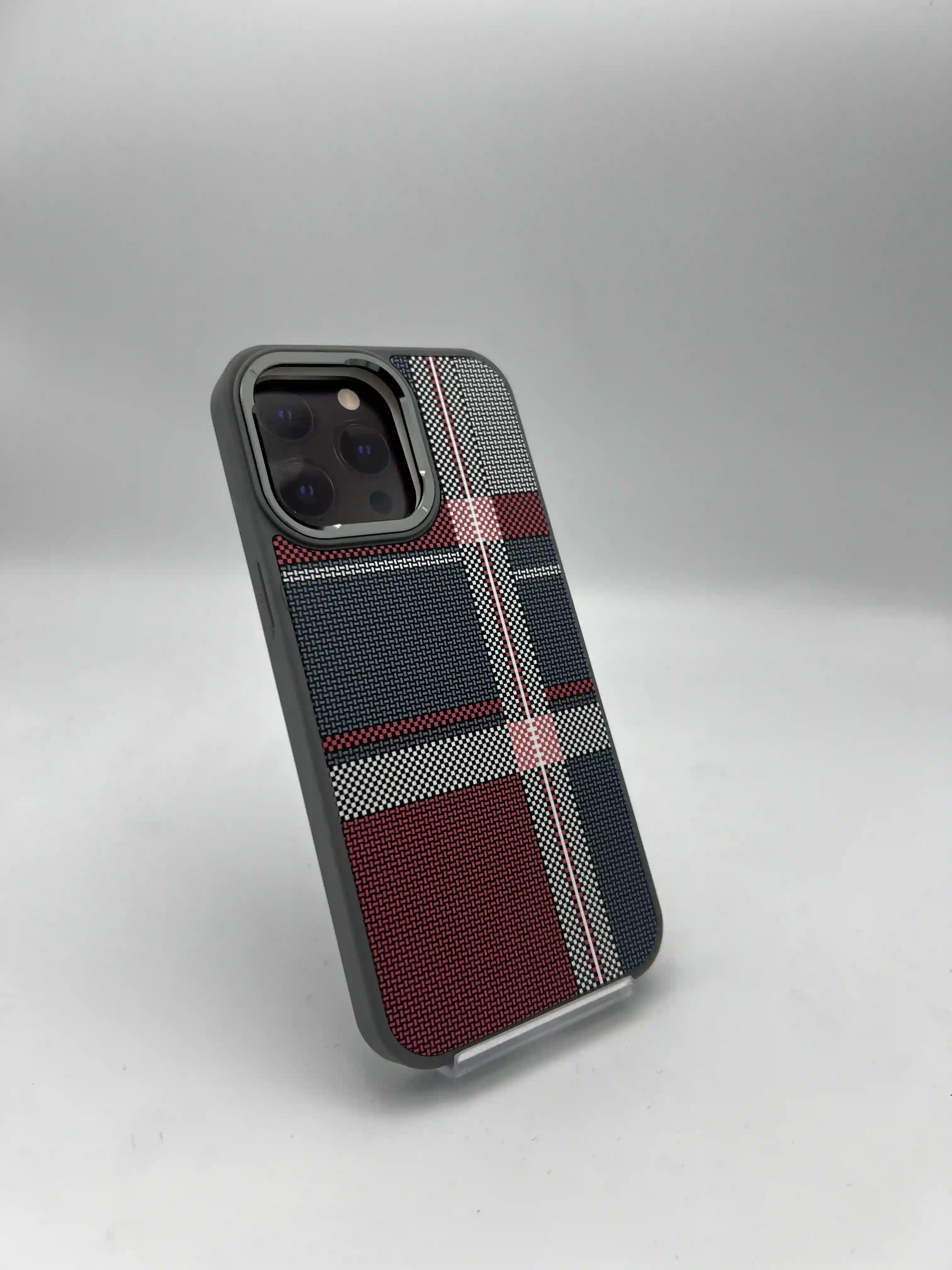 کاور طرح چهارخانه VIP MAX مدل MAX SERIES | قاب لوکس ضد ضربه iPhone 15 ProMax