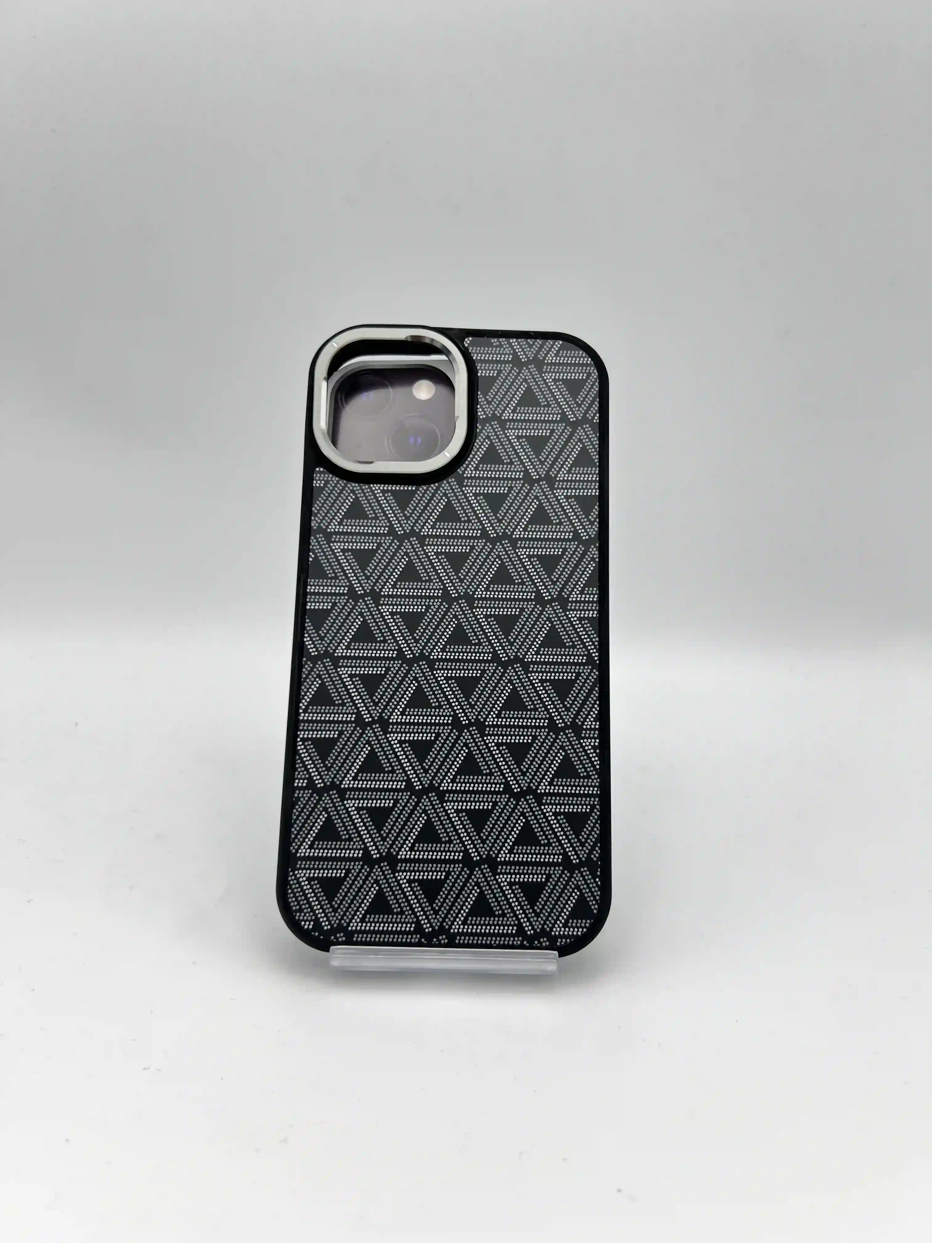 کاور طرح دار هندسی VIP MAX مدل MAX SERIES | محافظ iPhone 15 Normal