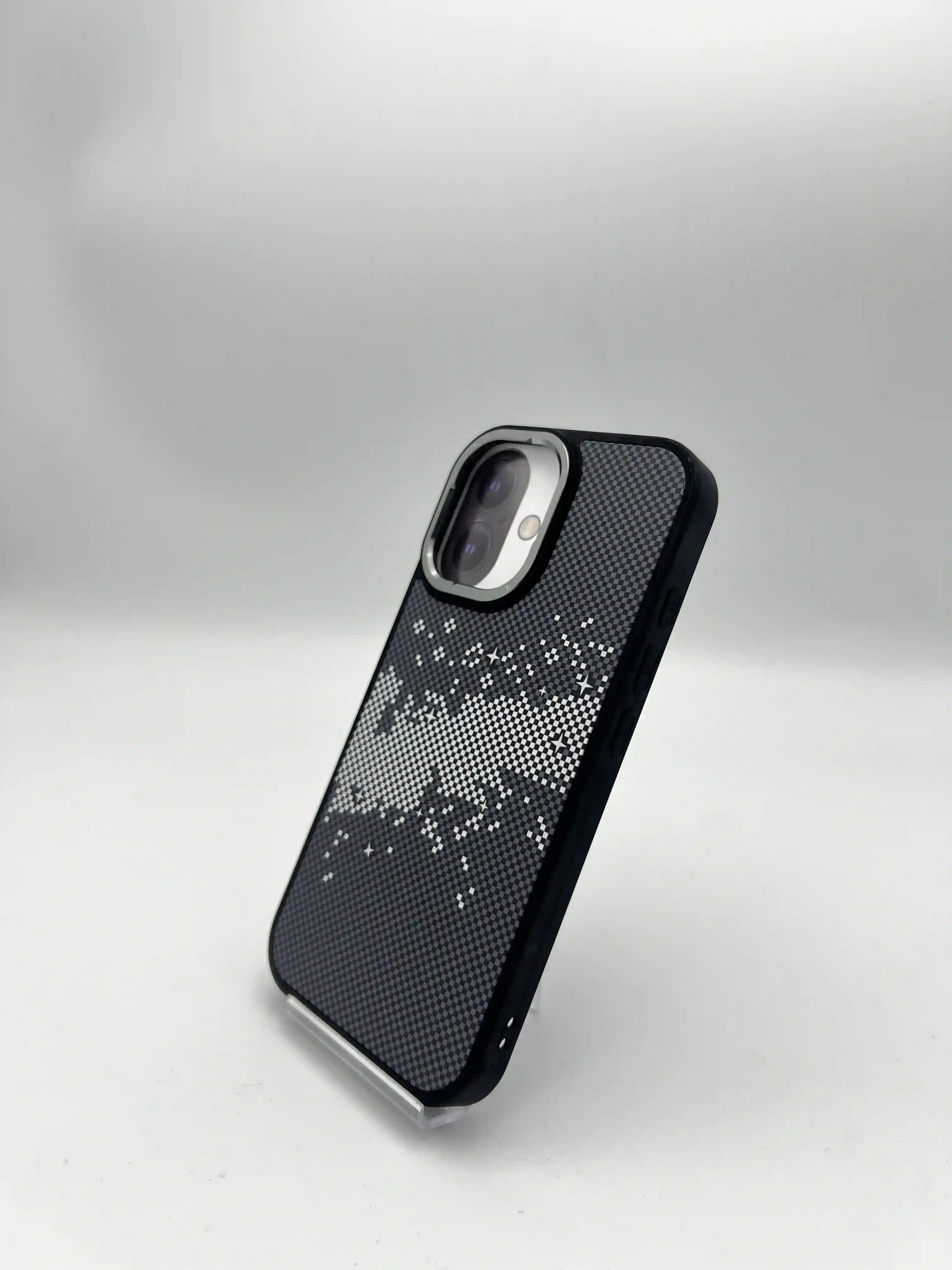 گارد VIP MAX مدل Max Series | طرح کربن با پترن شبکه برای iPhone 16 Normal