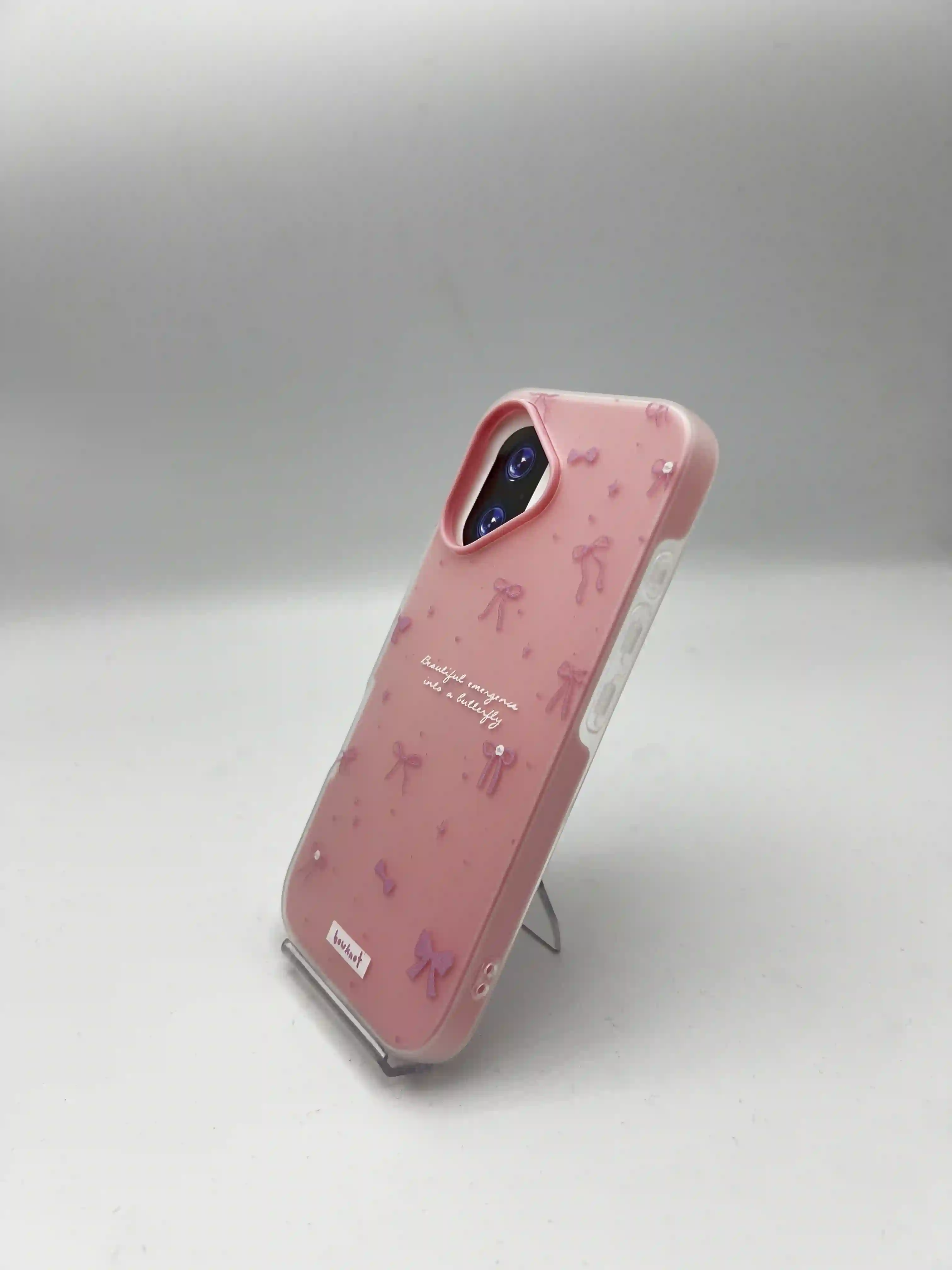 کاور فانتزی پاپیون مرواریدی Vip Max Max Series | قاب دخترانه iPhone 16 Normal