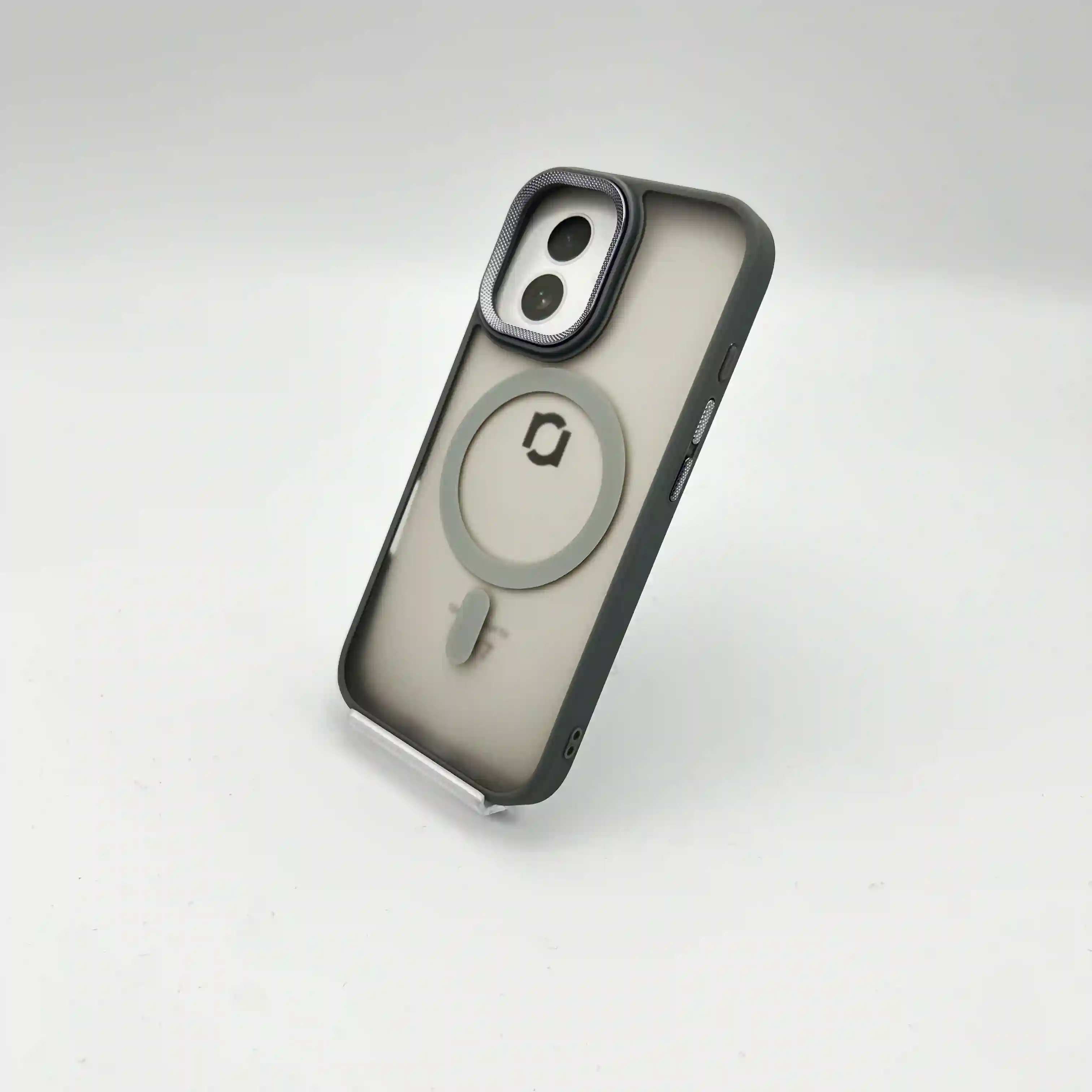 گارد Rmo مدل Unique Case برای ۱۷ نرمال با Magsafe