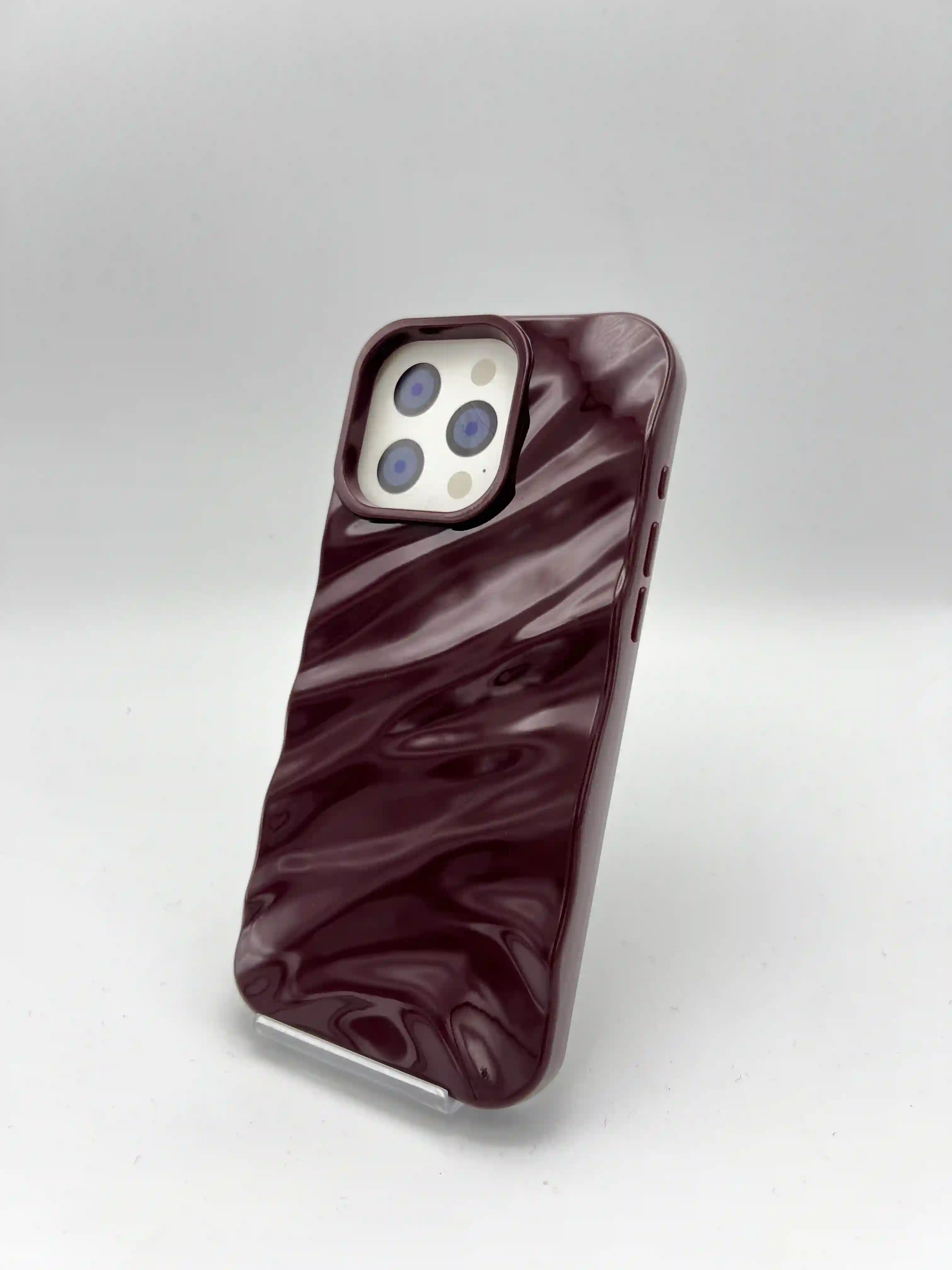 گارد VIP MAX مدل Crimson برای iPhone 16 Pro Max