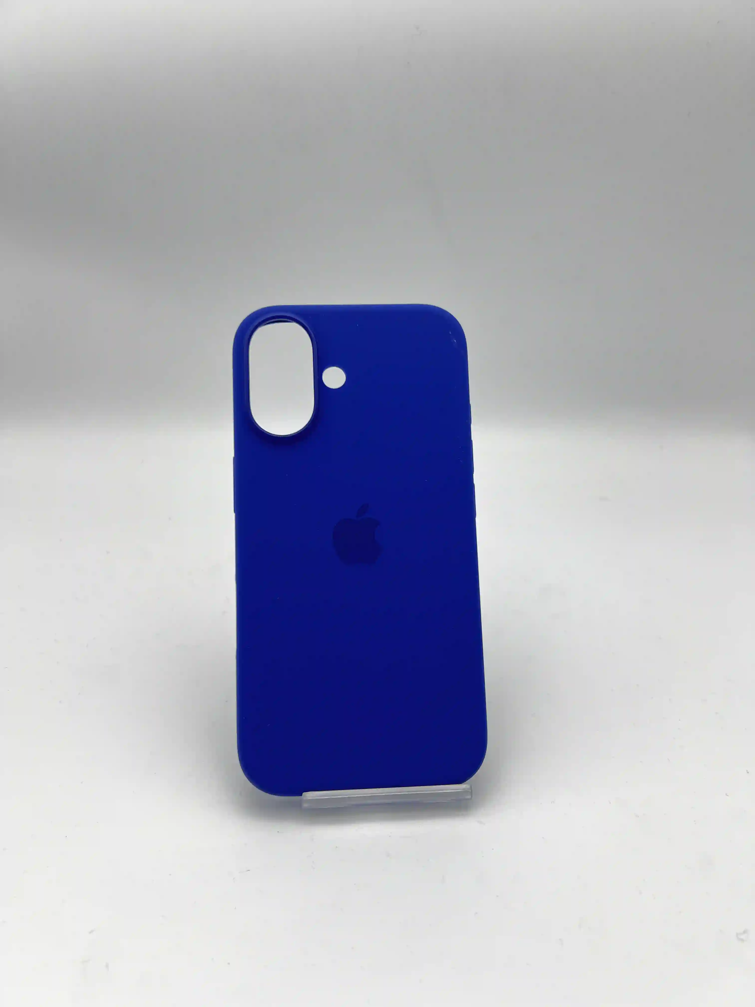کاور سیلیکونی iPhone 16 Normal| قاب کلاسیک Soft-Touch با پوشش داخلی مخملی