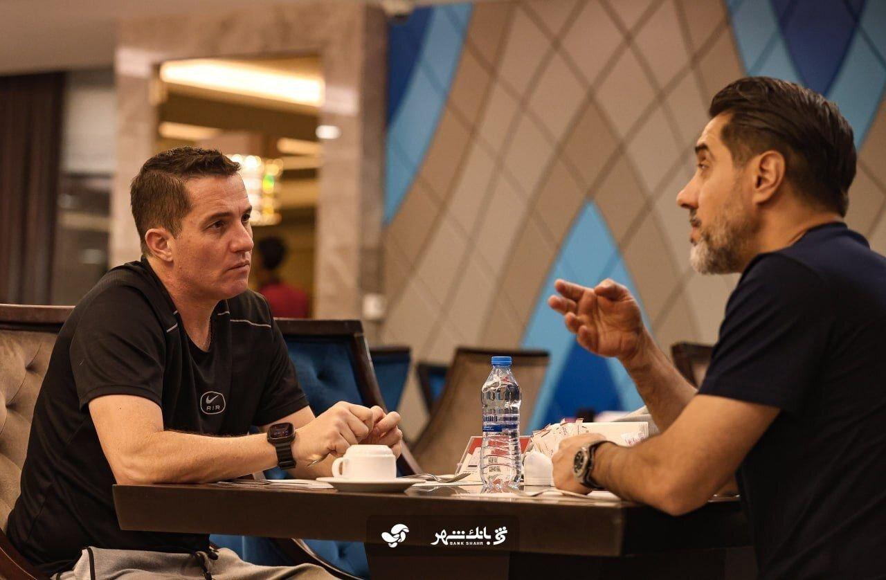 عکس| جلسه مهم اوسمار در تبریز؛ شایعه‌ها پایان یافت