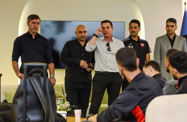 برگزاری مراسم معارفه اوسمار ویرا در جمع بازیکنان پرسپولیس