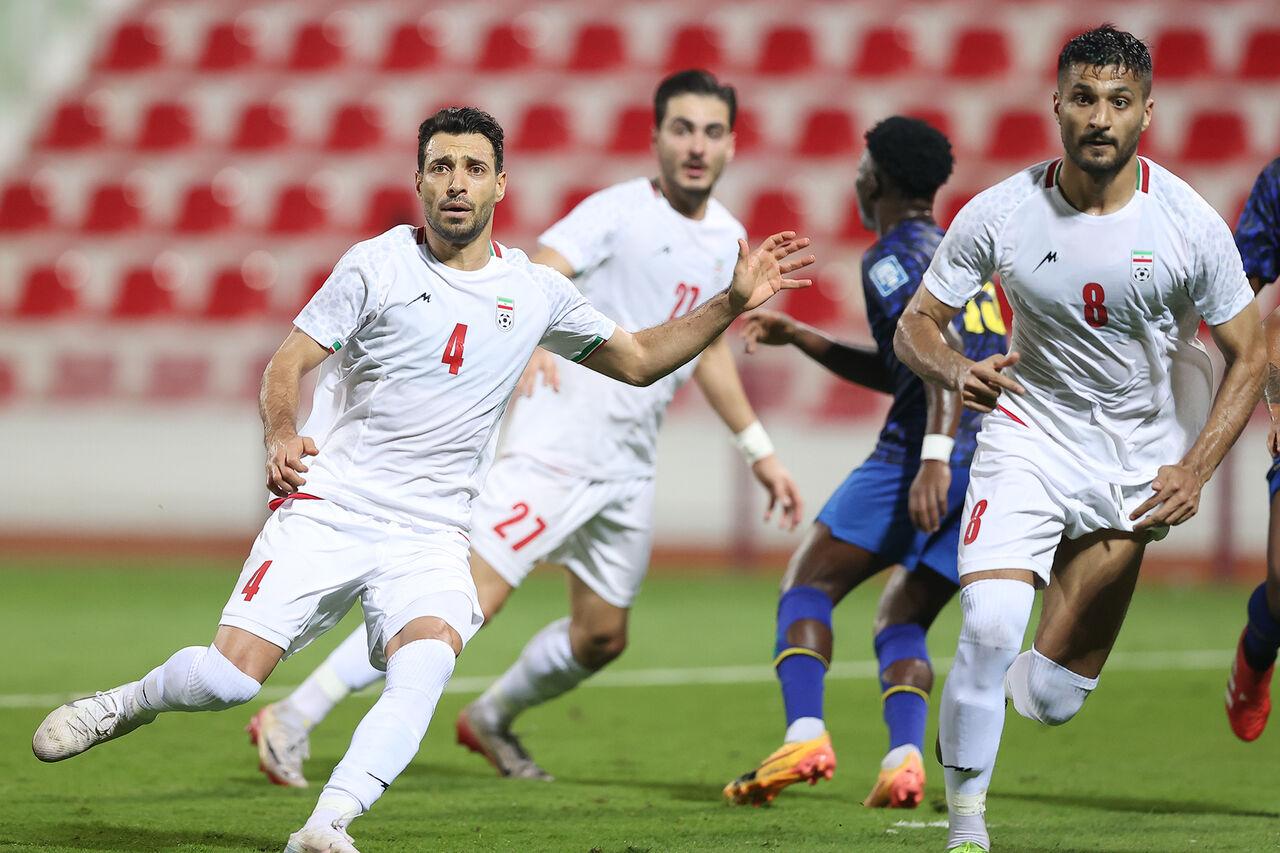 هت‌تریک شجاع خلیل‌ زاده در تغییر کپشن و واکنش بسیار زشت به انتقادات؛ «این کلاغ است که به عقاب حمله می‌کند!»