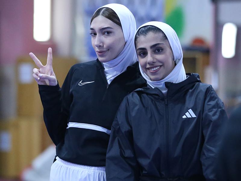 مبینا نعمت زاده