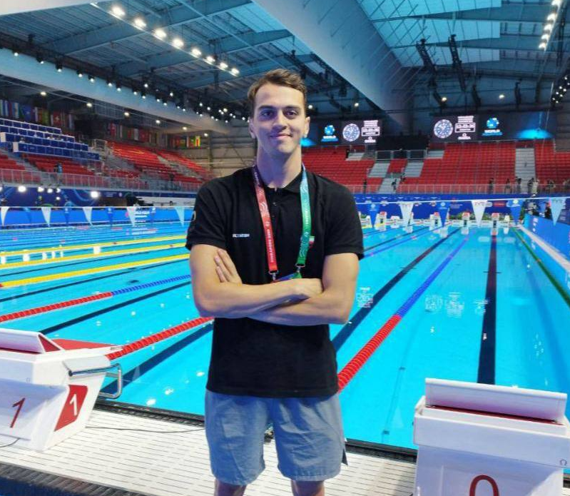 سامیار در نیمه نهایی در ماده ۵۰ متر آزاد