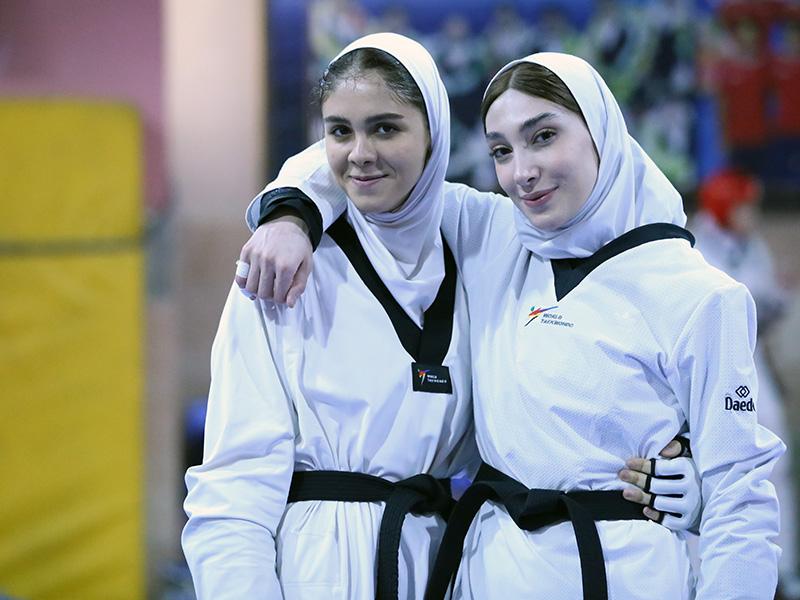 مبینا نعمت زاده