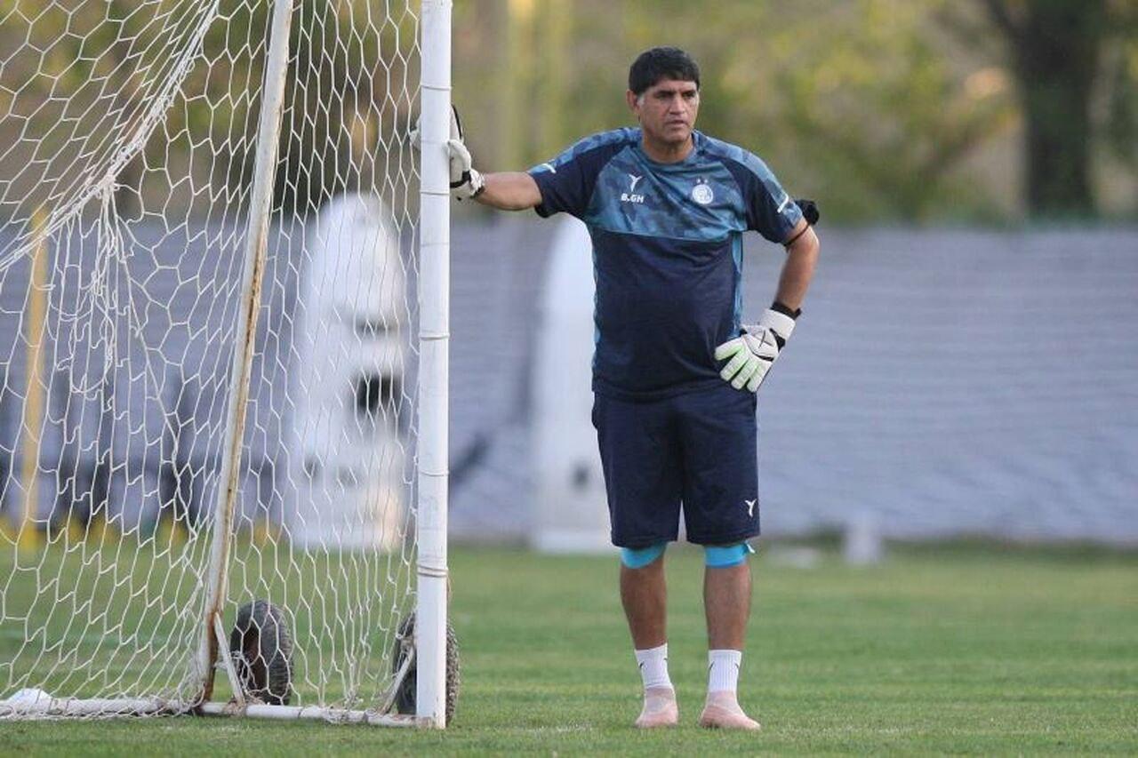 بهزاد غلامپور روی نیمکت استقلال نمی‌نشیند