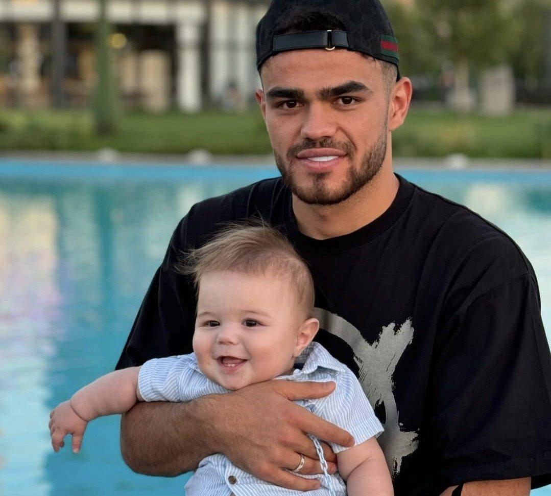 عکس | پسر خوشگل اوستون اورونوف در تمرین پرسپولیس