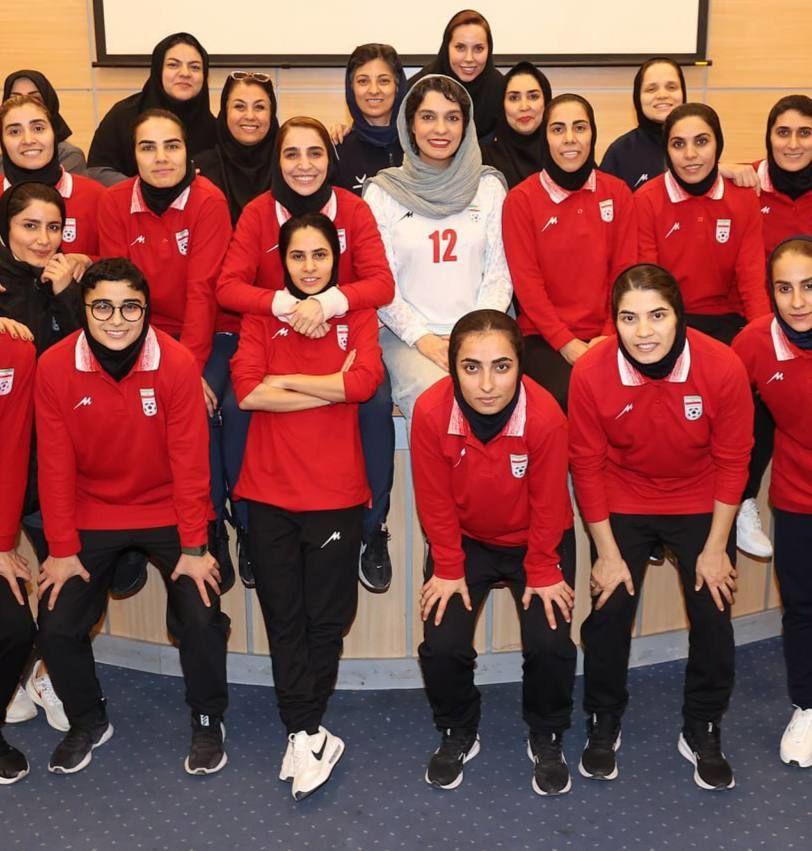 عکس از حضور الیکا عبدالرزاقی در تیم ملی فوتسال زنان