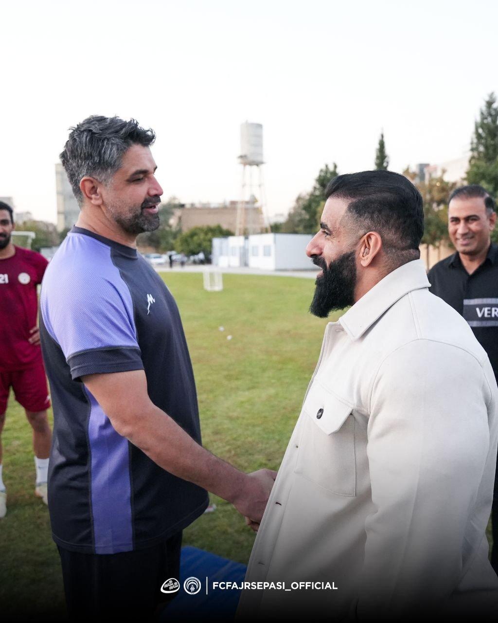 عکس از حضور هادی چوپان در تمرینات فجرسپاسی