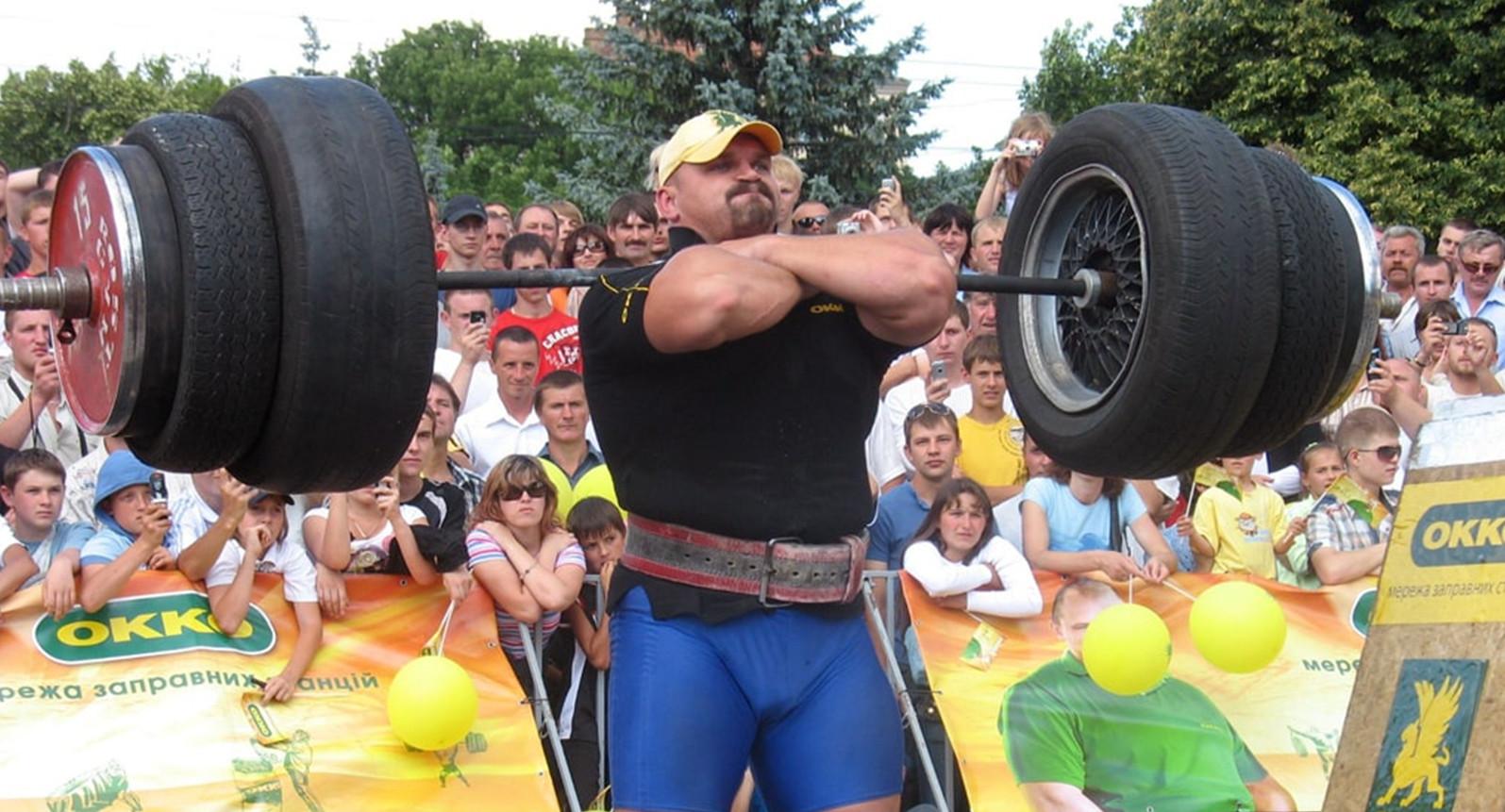 آشنایی با واسیل ویراستیوک، قویترین مرد جهان در سال 2004؛ از کشش 11 میتسوبیشی تا سفر جادویی به سیاست