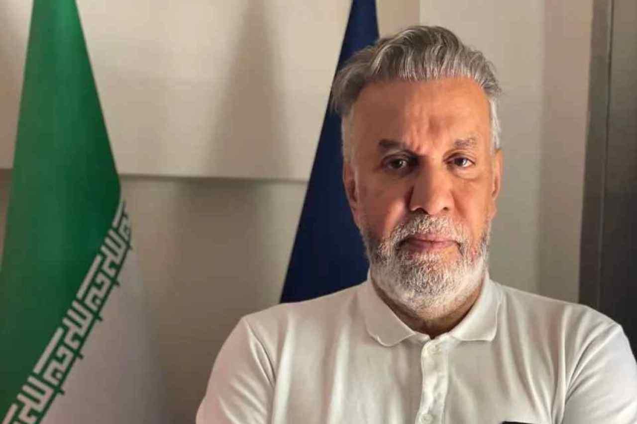 انتقاد تند احمدرضا دانا از وضعیت فوتبال ایران: ژاپن و عربستان خیلی از ما جلوتر هستند؛ در لیگهای پایه، چاقوکشی عادی شده است!