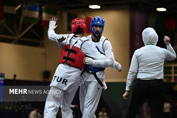 صادقیان در تکواندو به نیمه نهایی صعود کرد